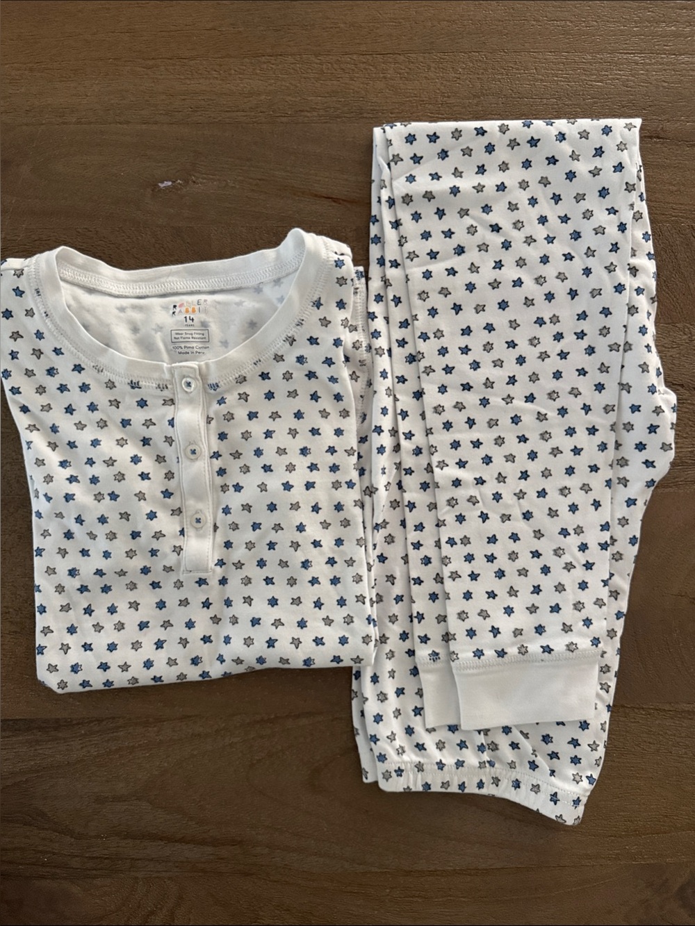 Roller Rabbit: Star Print Kids (size 14) Pajama Set. 100% cotton.